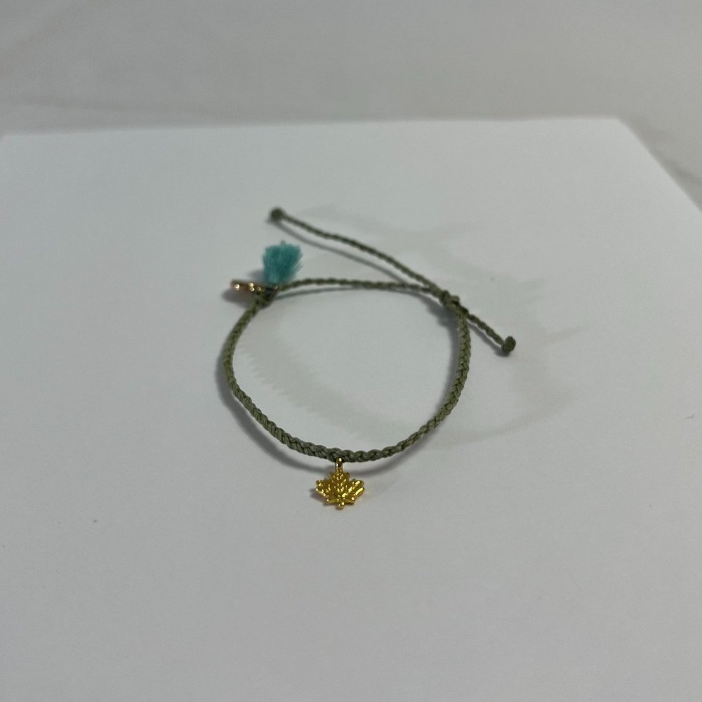 Leaf Charm Pura Vida Bracelet